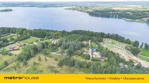 Działki nad jeziorem Pile