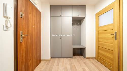 dwupoziomowe ok 80m2, Żabiniec