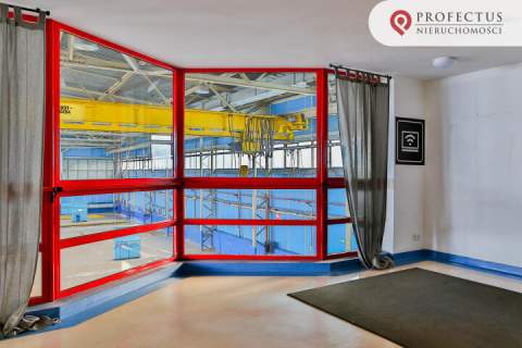 Hala z suwnicą oraz zapleczem socjalnym 1012 m2 , blisko S6