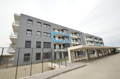 Nowy apartament z loggią w Opolu.