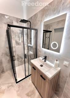 Nowy apartament blisko morza i promenady.