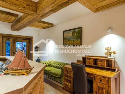 Dwa domy na działce 2400m2 Krynica Morska