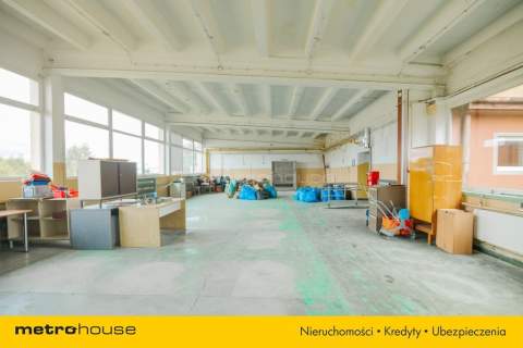 Obiekt biurowo-produkcyjny 930 m ,działka 4561 m