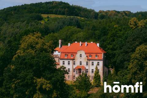 Pałac z aktualnym PnB / Dom Seniora / Hotel SPA /