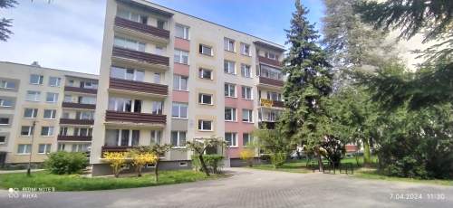 Na sprzedaż przestronne 3-pokojowe mieszkanie z balkonem