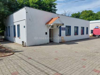 Obiekt przemysłowo -usługowy - Łódź Górna