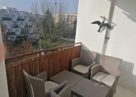 3 pokoje, 64.90m2, duży balkon, III piętro, Os.Asnyka