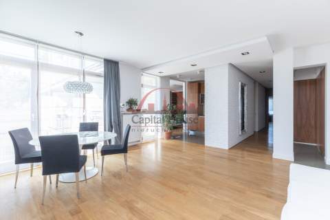 Apartament 100 m2, przy Łazienkach Królewskich