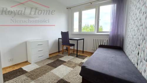 Przestronne, w pełnym rozkładzie 3 pok. z balkonem.