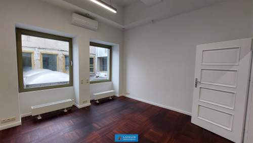 Lokal biurowo-usługowy 83 m2,parking, klimatyzacja