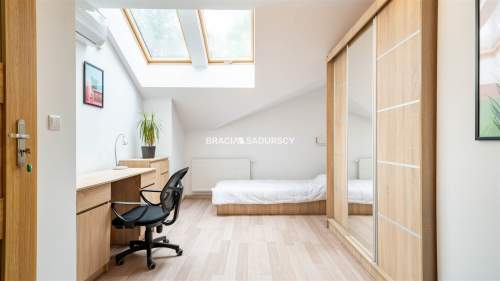 dwupoziomowe ok 80m2, Żabiniec