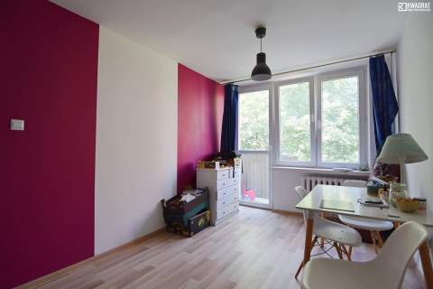 3 pok. 52,65m , Świdnik balkon piwnica niski