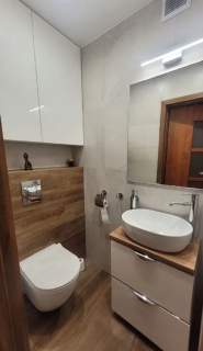 3 pokoje, 64.90m2, duży balkon, III piętro, Os.Asnyka