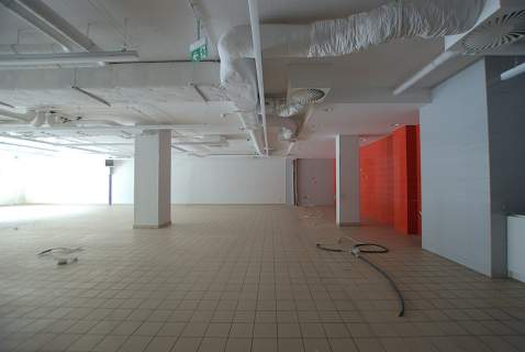 Lokal parterowy, frontowy 404 m2 nowe budownictwo