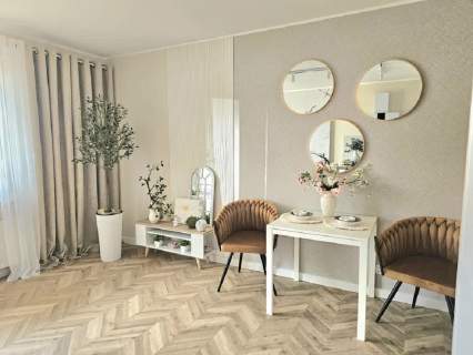 3 pokoje, 51.60m2, balkon, I piętro, po remoncie, Os. Korcza