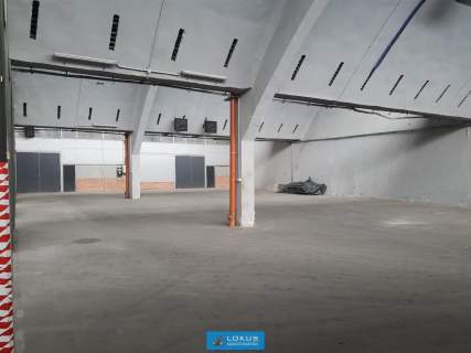 Hala produkcyjno-magazynowa 1424 m2 rampa biuro