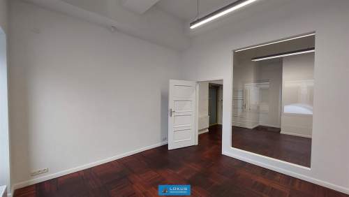 Lokal biurowo-usługowy 83 m2,parking, klimatyzacja