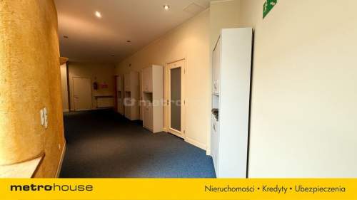Budynek biurowo handlowy produkcyjny magazynowy