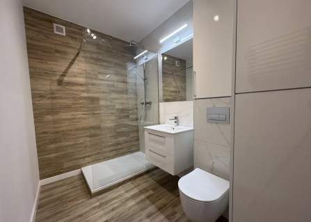 2 pokoje,46.50m2, balkon, parter, blisko Centrum Kalisza