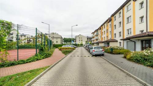 2 pok z osobną kuchnią/taras/-ul. Malachotowa