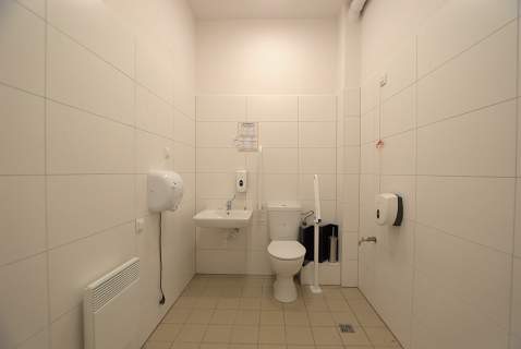 Lokal parterowy, frontowy 404 m2 nowe budownictwo