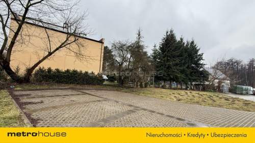 Budynek biurowo handlowy produkcyjny magazynowy