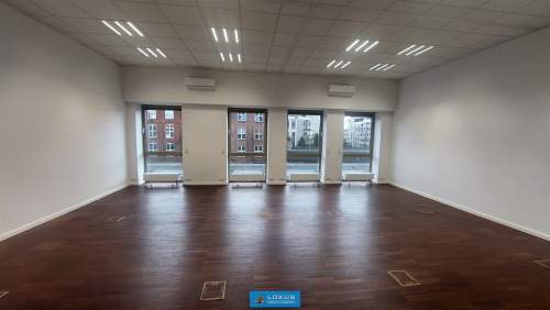 Lokal biurowo-usługowy 78 m2,parking, klimatyzacja