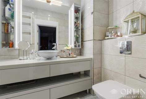Wyjątkowy apartament z panoramicznym widokiem na B