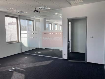 Nieruchomość komercyjna do wynajęcia, 220 m2, Warszawa