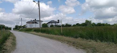 Działka około 4943 m2, z WZ na 25 segmentów
