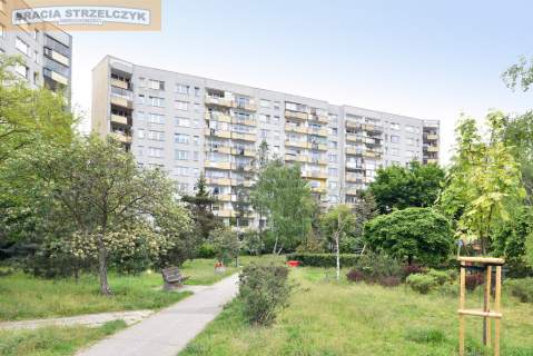 4-pokojowe mieszkanie po generalnym remoncie