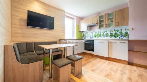 3-POKOJOWE, DWA BALKONY, ATRAKCYJNA LOKALIZACJA