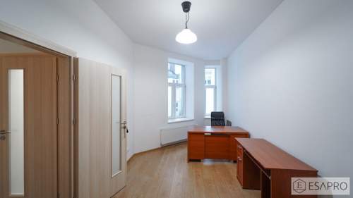 BIURO-PODZIAŁ NA GABINETY-ŚRÓDMIEŚCIE-110 m2