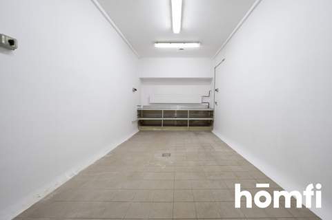 Przestronny obiekt z lokalami usługowymi 650 m2