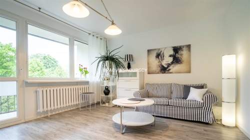 GUSTOWNE, ZADBANE, 2-POKOJOWE Z ODDZIELNĄ KUCHNIĄ