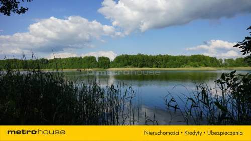 Działka inwestycyjna z linią brzegową jeziora 500m