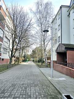 Bardzo ciche, METRO, 4pok. 2 piętro, garaż, taras