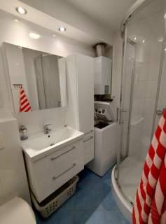 Mieszkanie 40 m2, 2 pokoje z balkonem, Koszutka