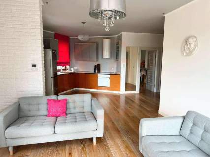 Luksusowy apartament z widokiem na jezioro