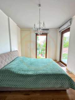 Luksusowy apartament z widokiem na jezioro
