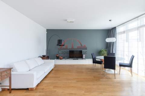 Apartament 100 m2, przy Łazienkach Królewskich