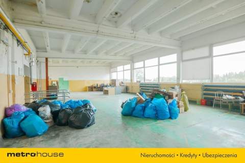 Obiekt biurowo-produkcyjny 930 m ,działka 4561 m