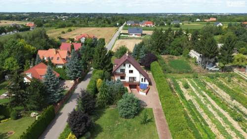 Uniszowice/ ul. Wojciechowska/ dom z działką 15 ar