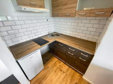 Zadbana kawalerka z balkonem-Bokserska 36