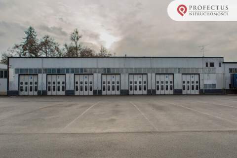 Hala z suwnicą oraz zapleczem socjalnym 1012 m2 , blisko S6