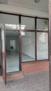 Lokal front uslugowy parter, 33m2, os. Piastów, Kruszwicka N