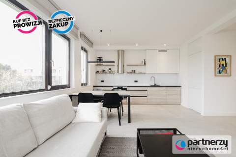 Nowoczesny, dwupoziomowy apartament w Mechelinkach