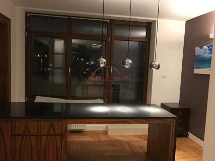 Apartament 2-poziomowy przy Łazienkach Królewskich