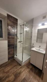 3 pokoje, 64.90m2, duży balkon, III piętro, Os.Asnyka