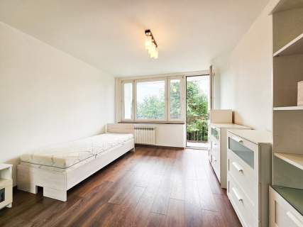 3 pokoje, meble, balkon 